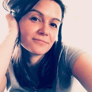 Meet your Posher, Caroline